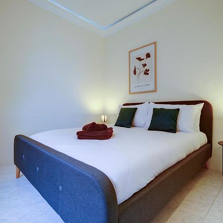 Traditional Maltese Townhouse, Roof Terrace And Views Senglea Exterior photo