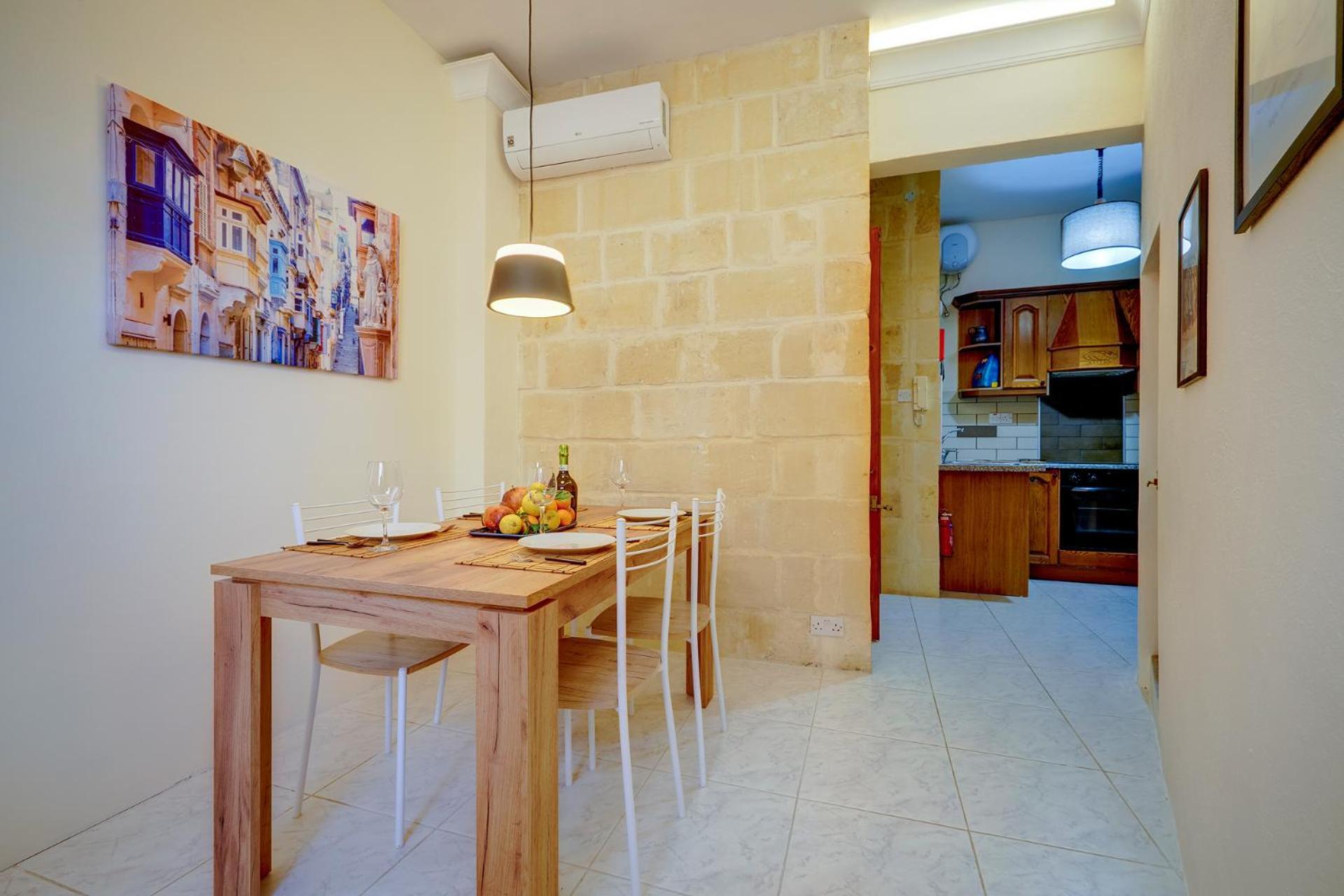 Traditional Maltese Townhouse, Roof Terrace And Views Senglea Exterior photo